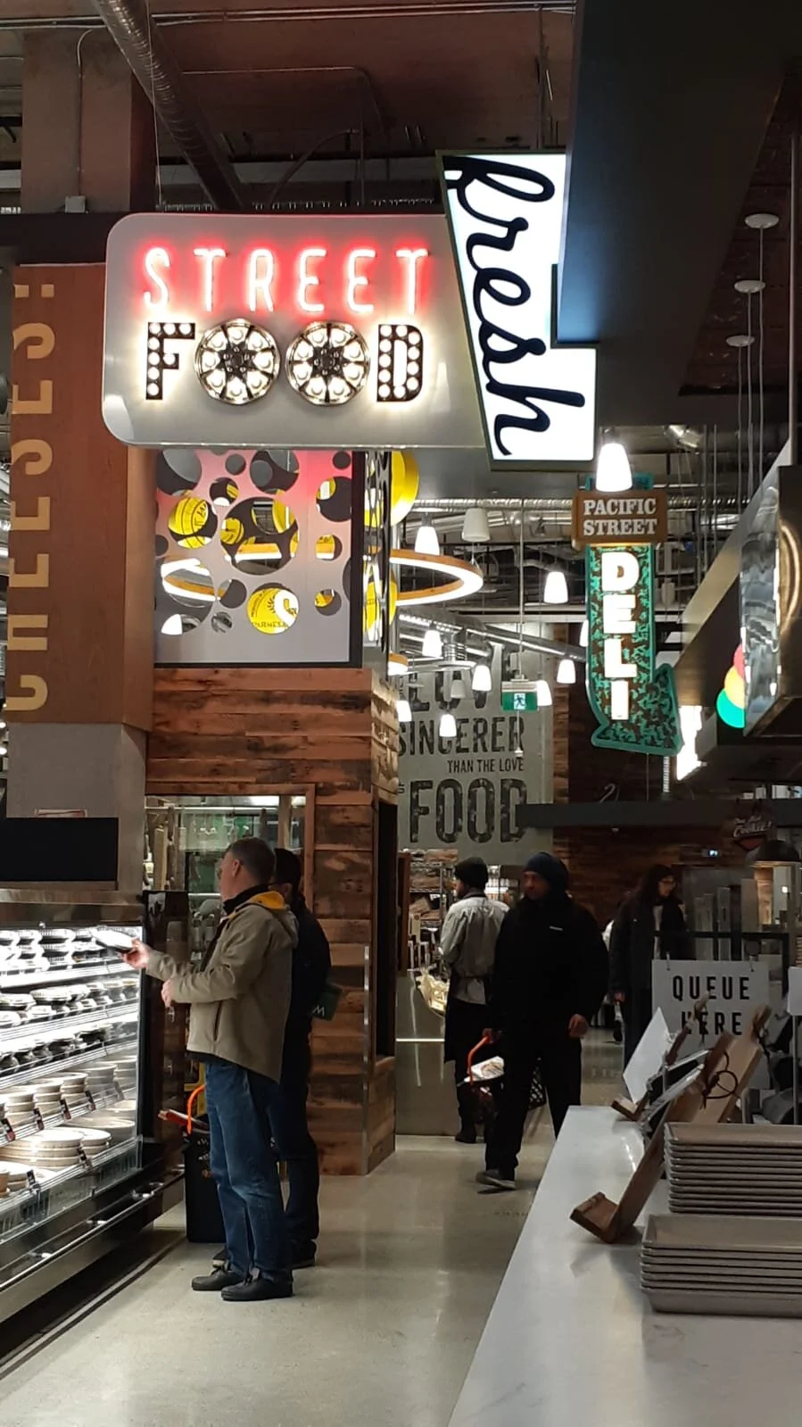 Inside Downtown Vancouver’s Newest Grocery Store ‘Fresh St. Market