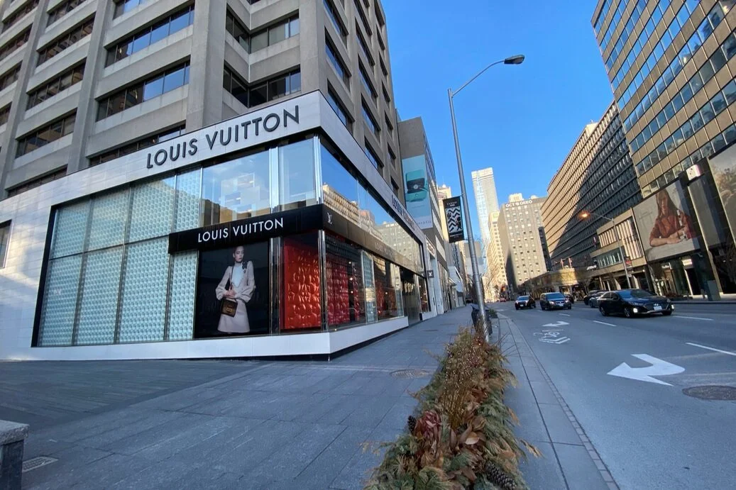 Bloor-Yorkville Luxury Retail Area Abandoned Amid COVID-19 Pandemic [Photos]