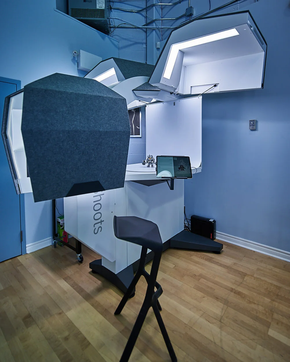 STYLEPHOTOS.CA  ECLIPSE SYSTEM FOR SMALLER ITEM PHOTOGRAPHY AND VIDEOGRAPHY, INCLUDING 360 VIDEO CAPABILITY. PHOTO: stylephotos