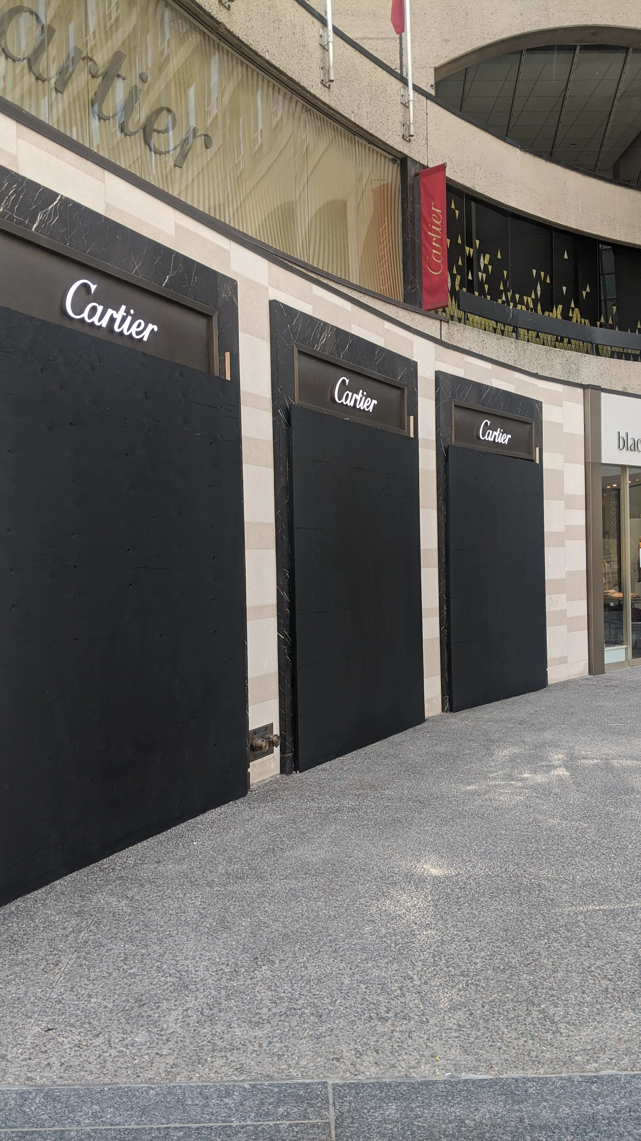 BLOOR-YORKVILLE STORES. PHOTOS: JEFF SPIVOCK
