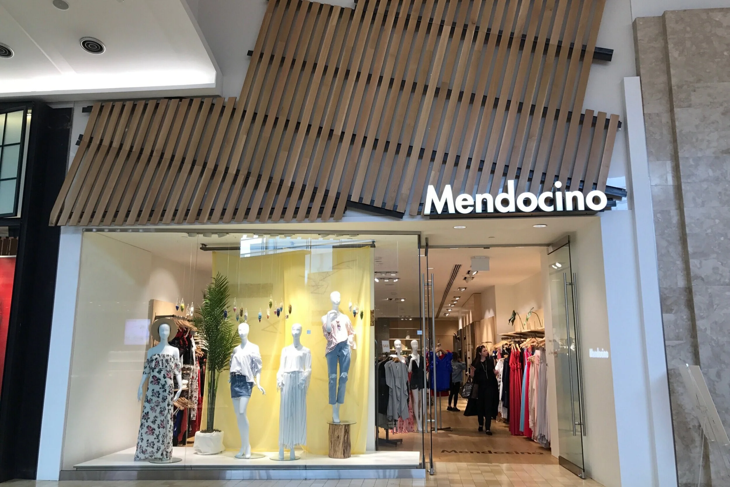 Canadian Fashion Retailer ‘Mendocino’ to Permanently Shut Stores Amid Insolvency