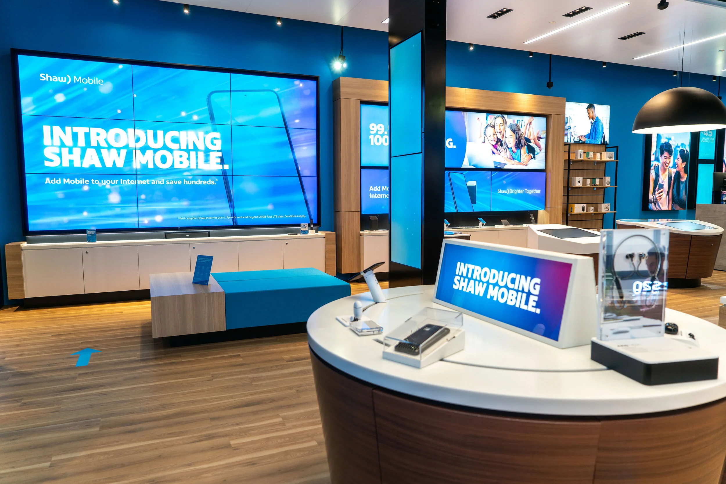Shaw Communications to Open 12 New Concept Stores in Western Canada