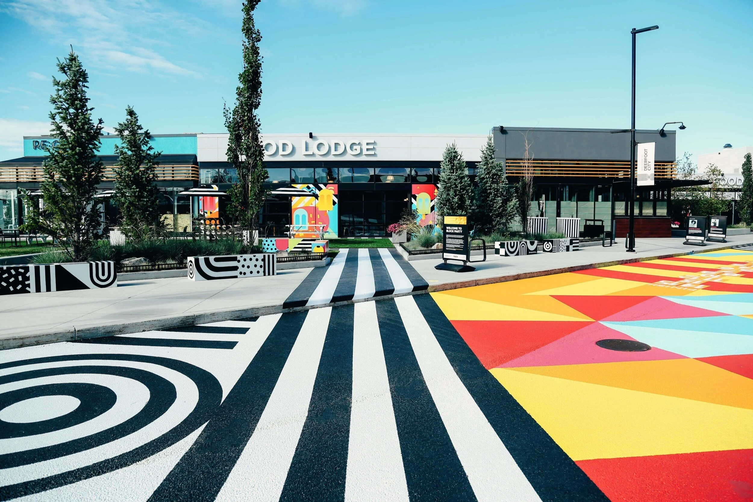 Instagram-Worthy 200-Foot Outdoor Art Installation Drives Foot Traffic at Deerfoot City in Calgary [Photos]