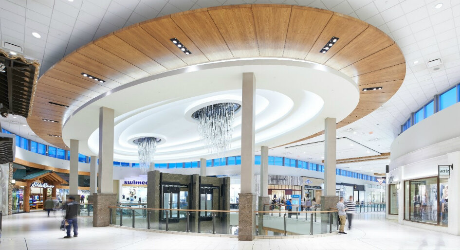   INTERIOR OF CF CHINOOK CENTRE. PHOTO: CADILLAC FAIRVIEW   