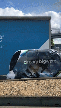 VMware_UK_AirportPod_1.gif
