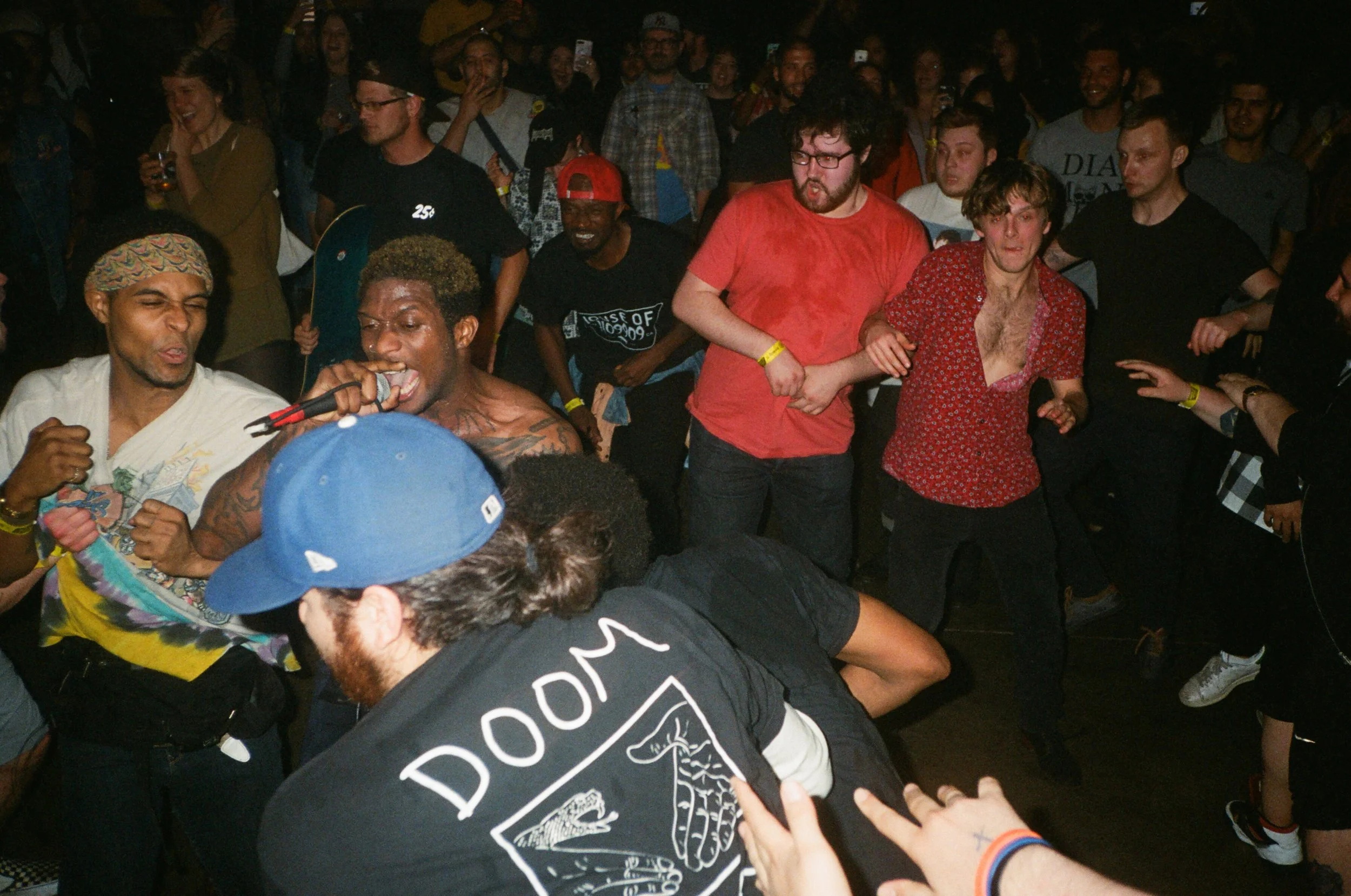 HO99O9 - House of Vans