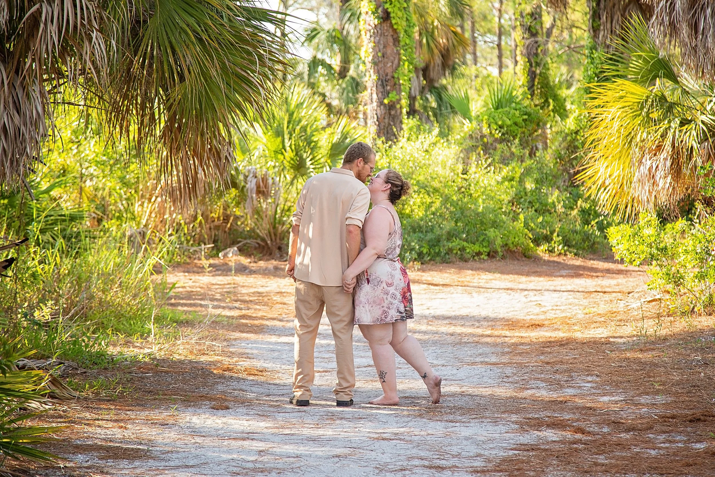 Honeymoon Island Photographer | T + T Honeymoon Session in Dunedin, Florida | JLCapo Photography