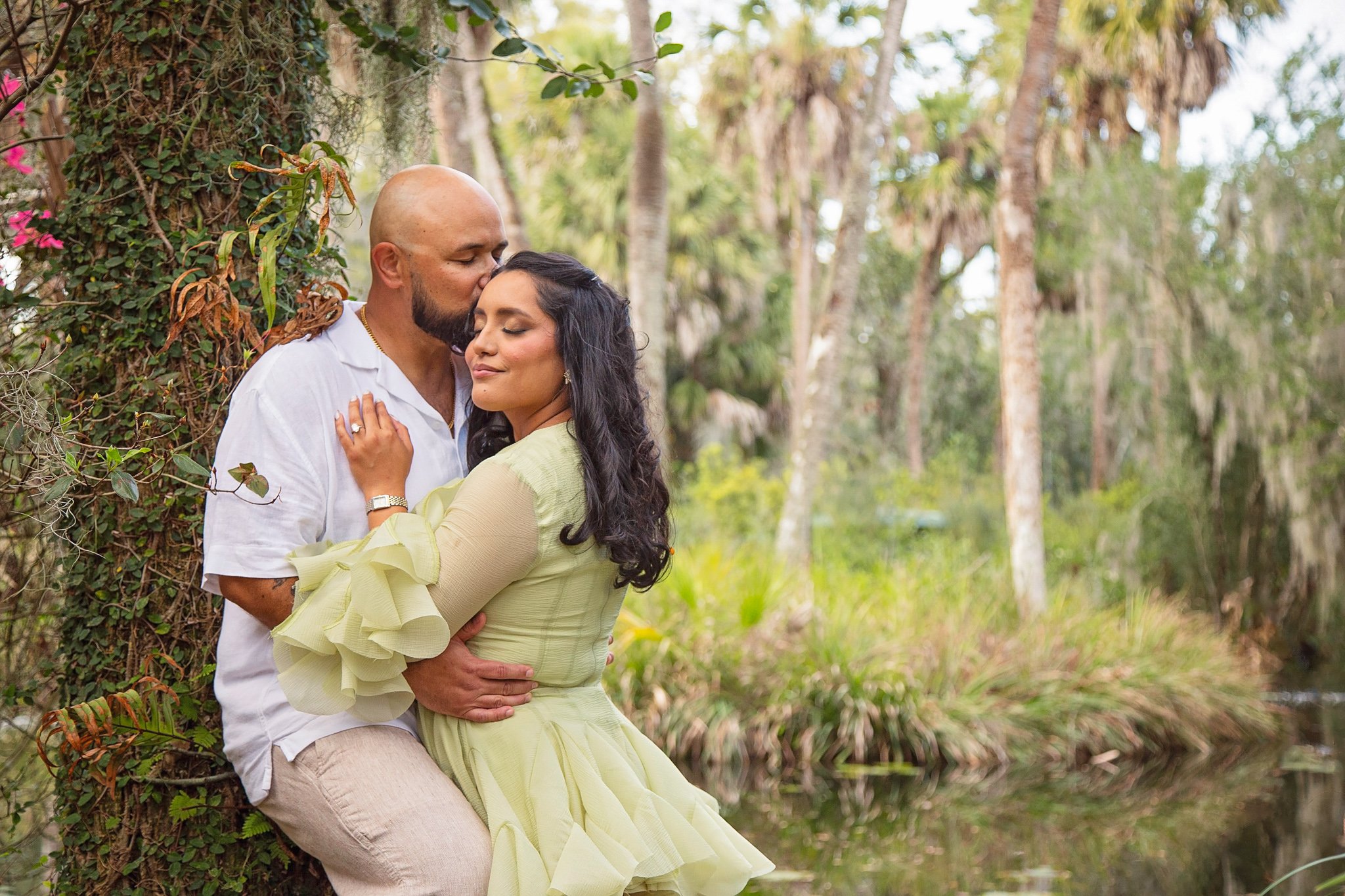 bok-tower-gardens-lake-wales-engagement-session-photography-jlcapo-photo-photographer 0083.jpg