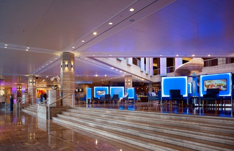 Intercontinental- Thomas Roszak-9.jpg