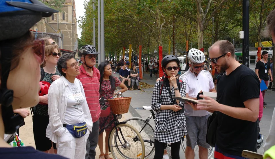 Roll Your Eyes: Melbourne Now by Bike