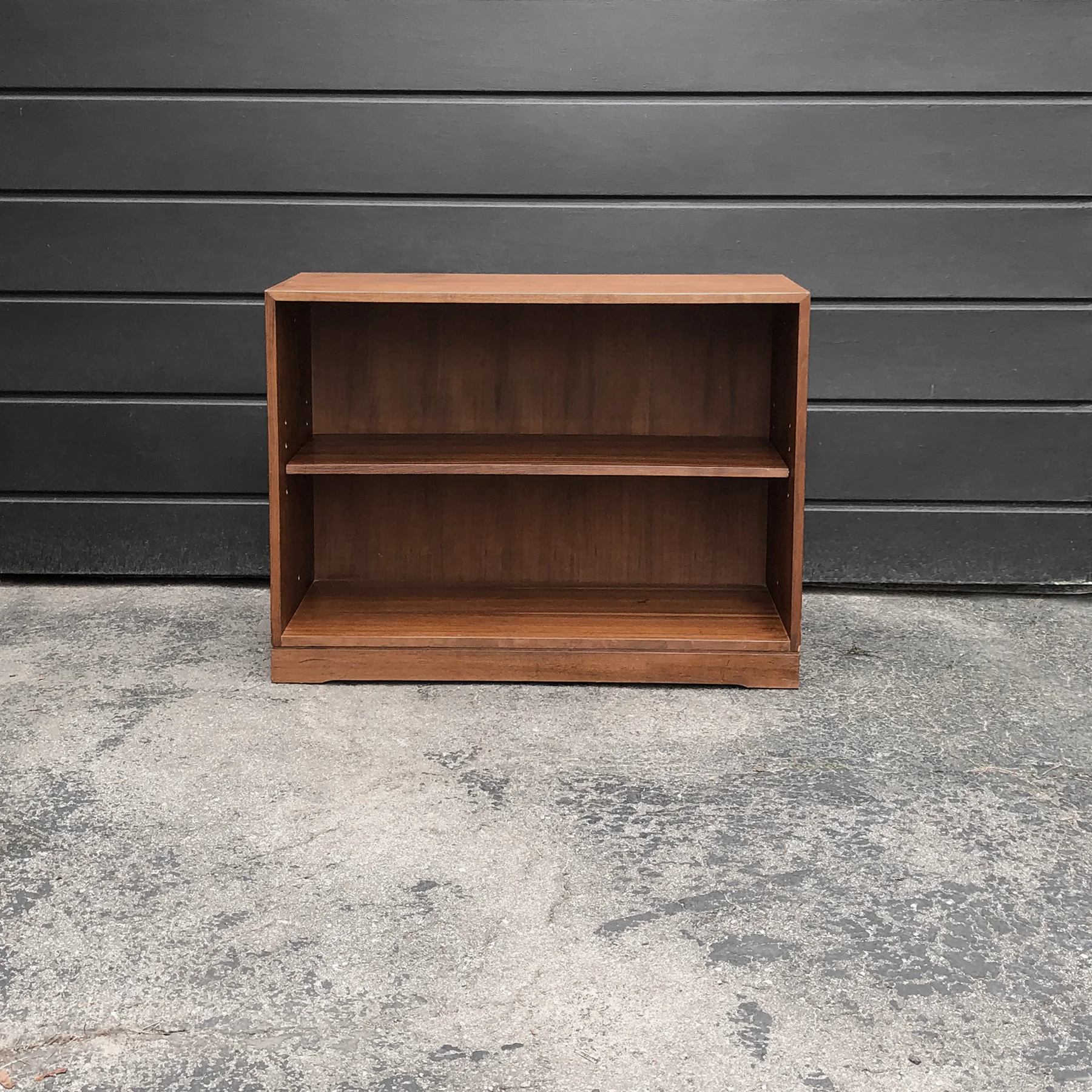 Walnut_Credenza_20.jpg