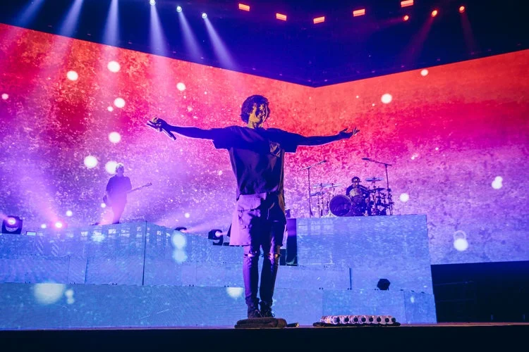 BRING ME THE HORIZON . THATS THE SPIRIT