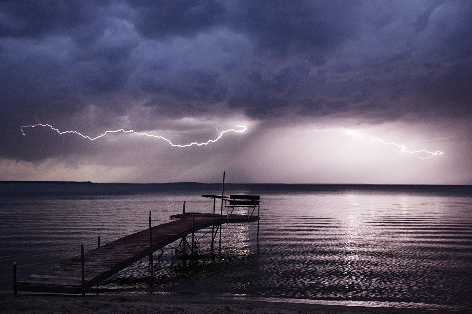 Leech Lake Lightning_original size_flat_crop.jpg