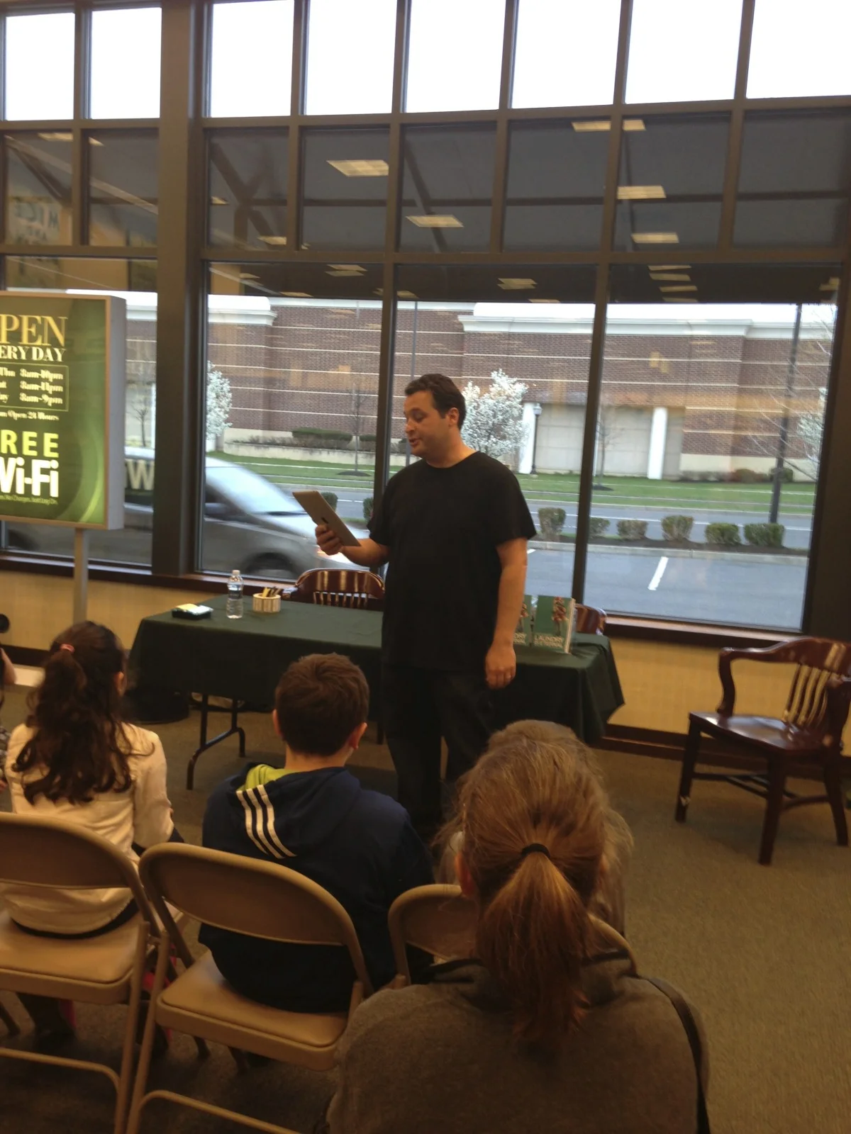 bn book signing_other_april18_0135.jpg