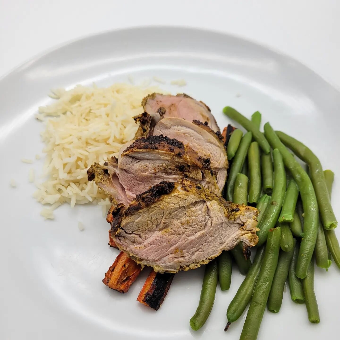 @jakescountrymeats pork tenderloin was incredibly juicy and tender! Just about any seasoning on this would be we uses our spicy Latin short run still hanging around since this past summer.  Pan roasted (seared and roasted in the same pan) at 400 degr