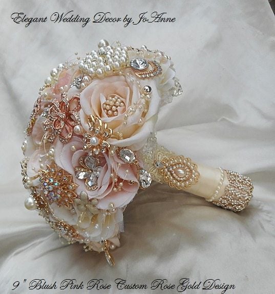 This bouquet is the perfect mix of roses and sparkle.