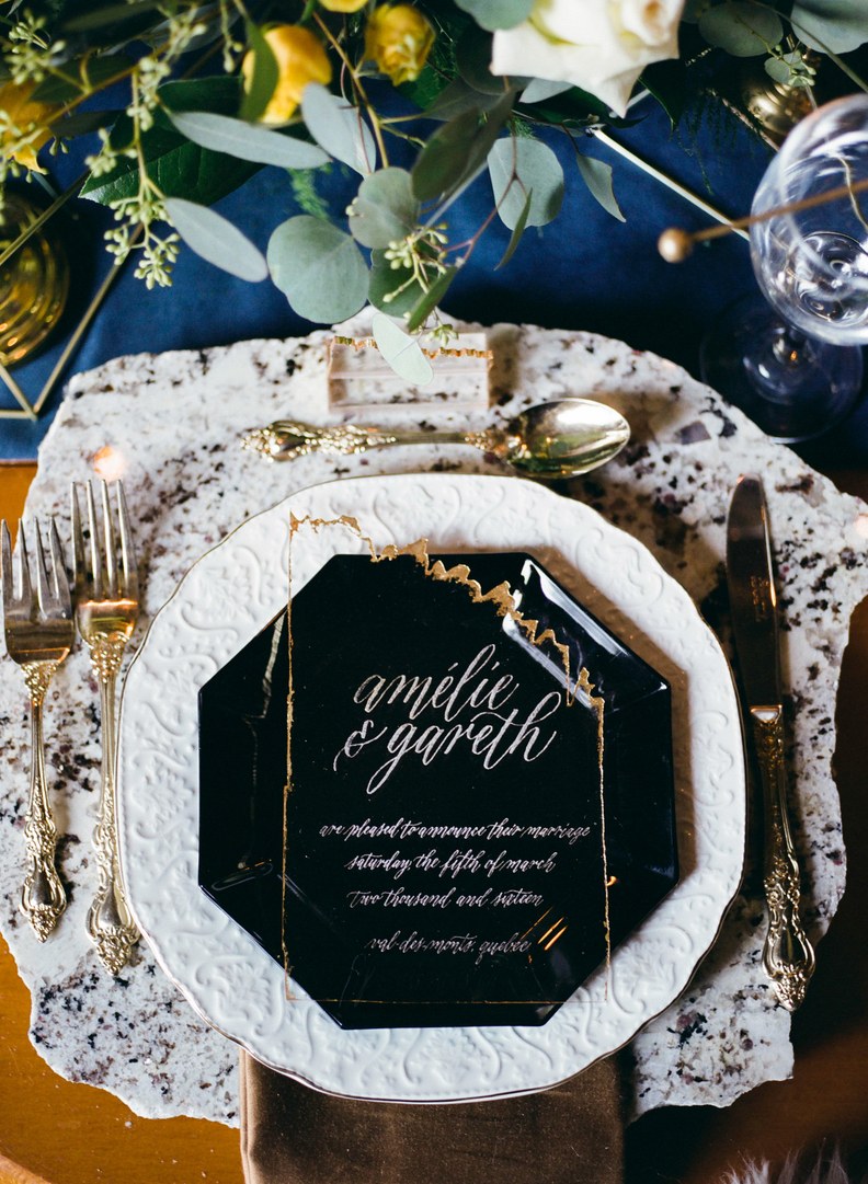 hexagon-place-setting.jpeg