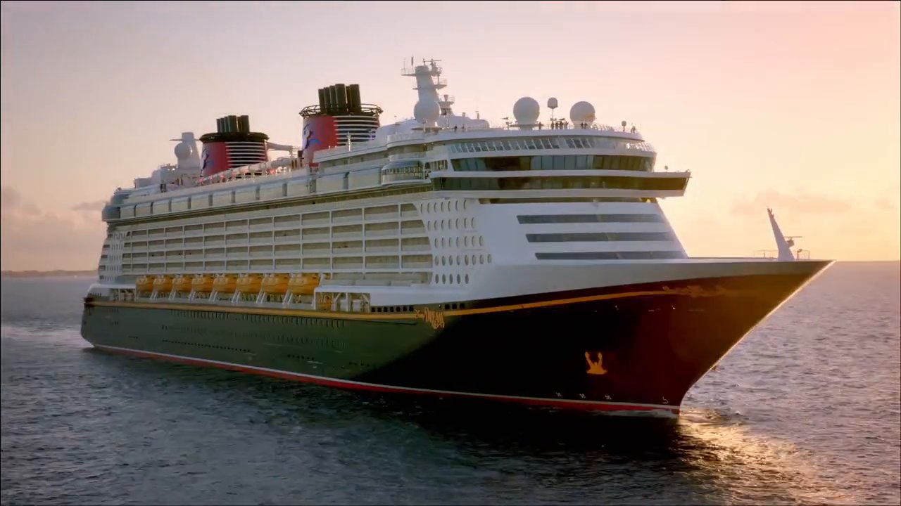 Sabrina Carpenter: Disney Cruise