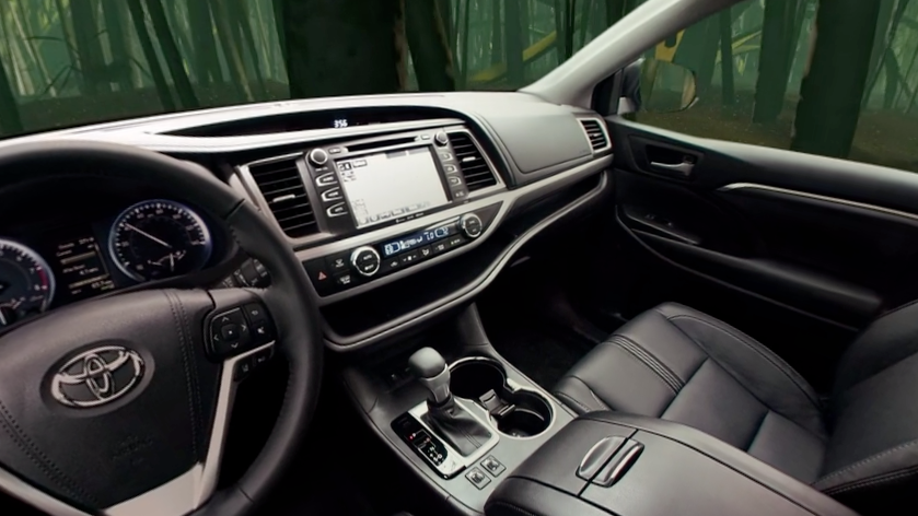 Toyota_Highlander_GroundLevel_v2.9_4K_MASTER