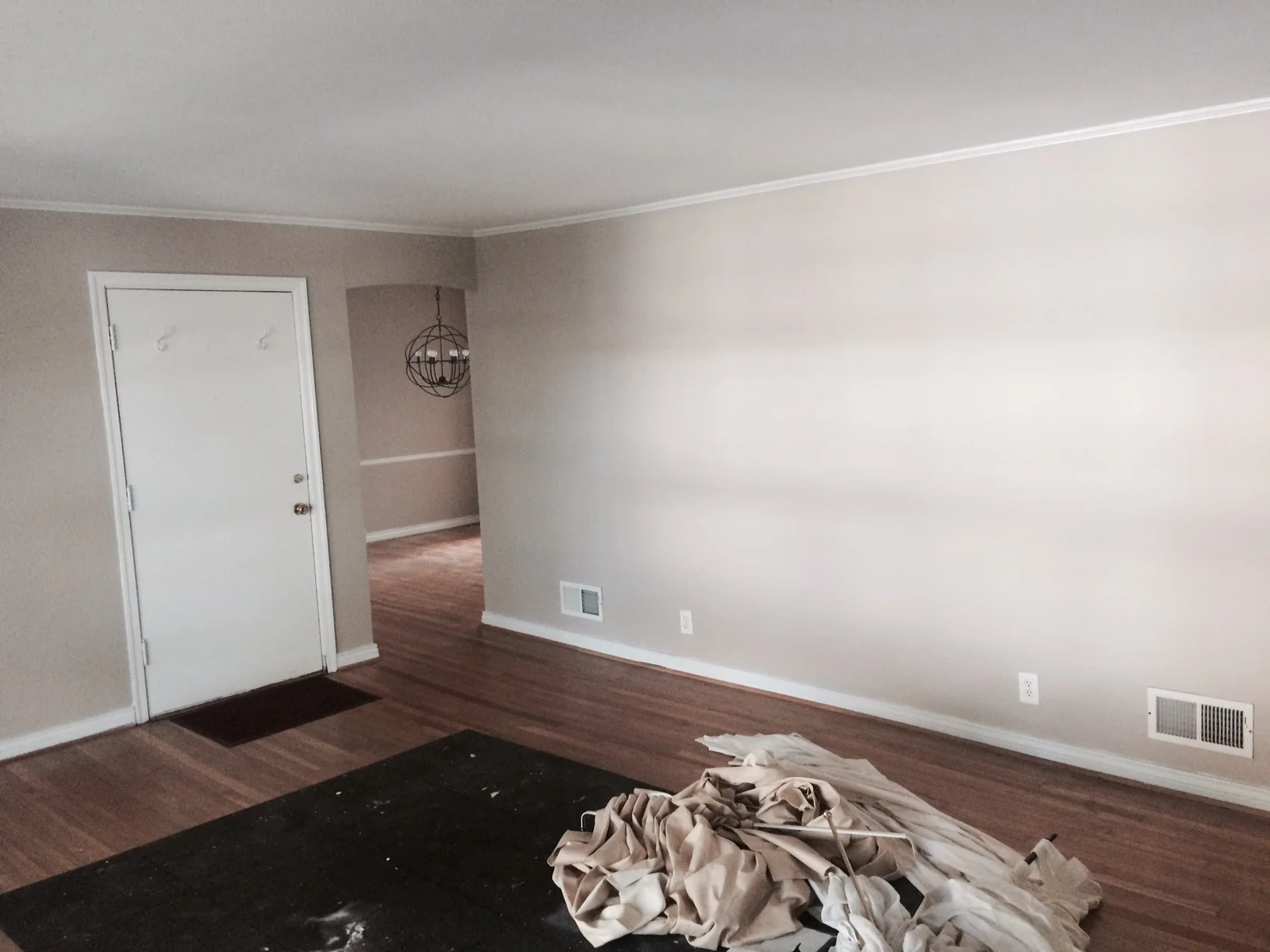jotorrijos-jo-torrijos-asimplerdesign.com-livingroom-staging-1.jpg