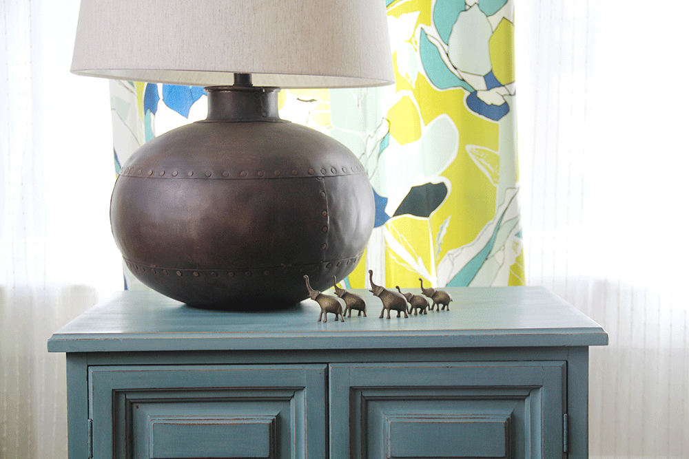 a-simpler-design-jo-torrijos-annie-sloan-teal-nightstand-1.jpg