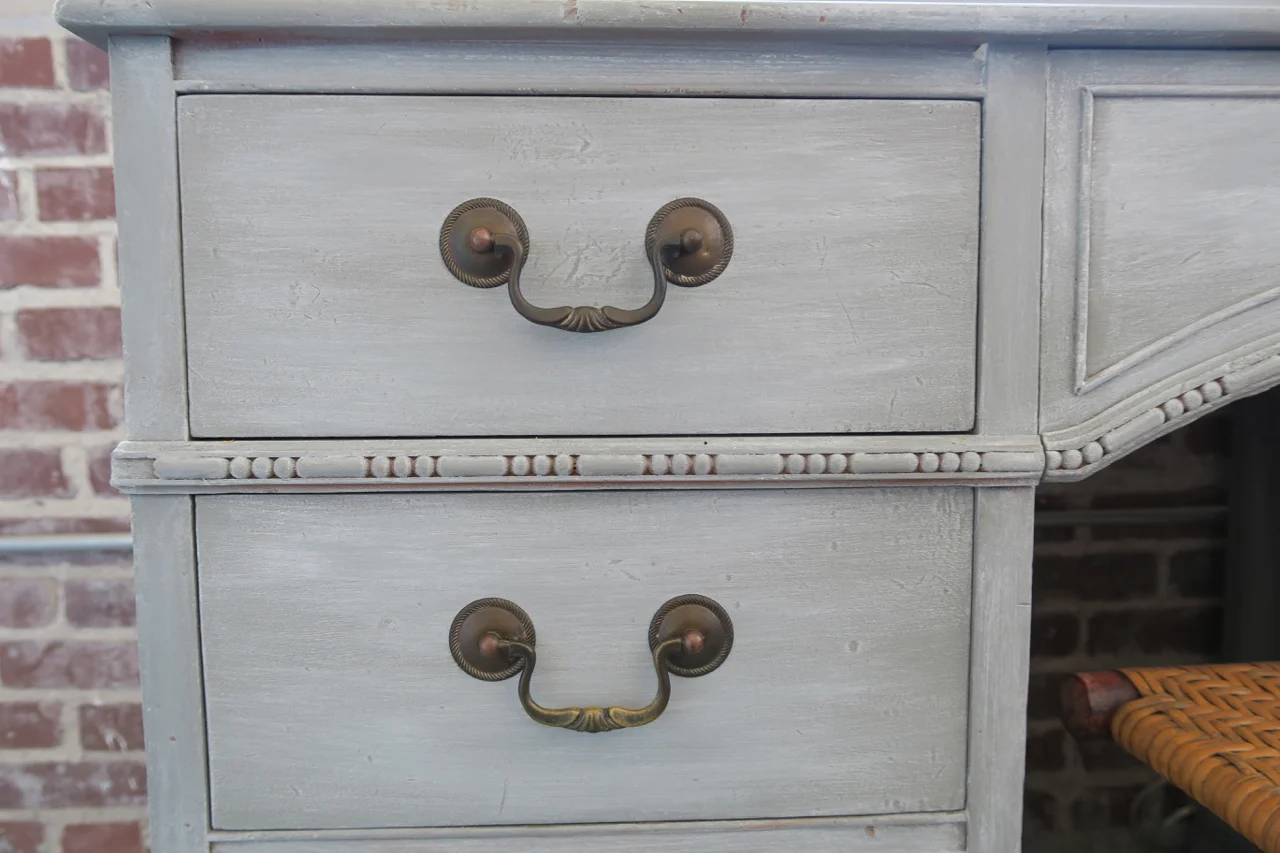 Georgeous Gray Desk Using White Wax On Furniture A Simpler