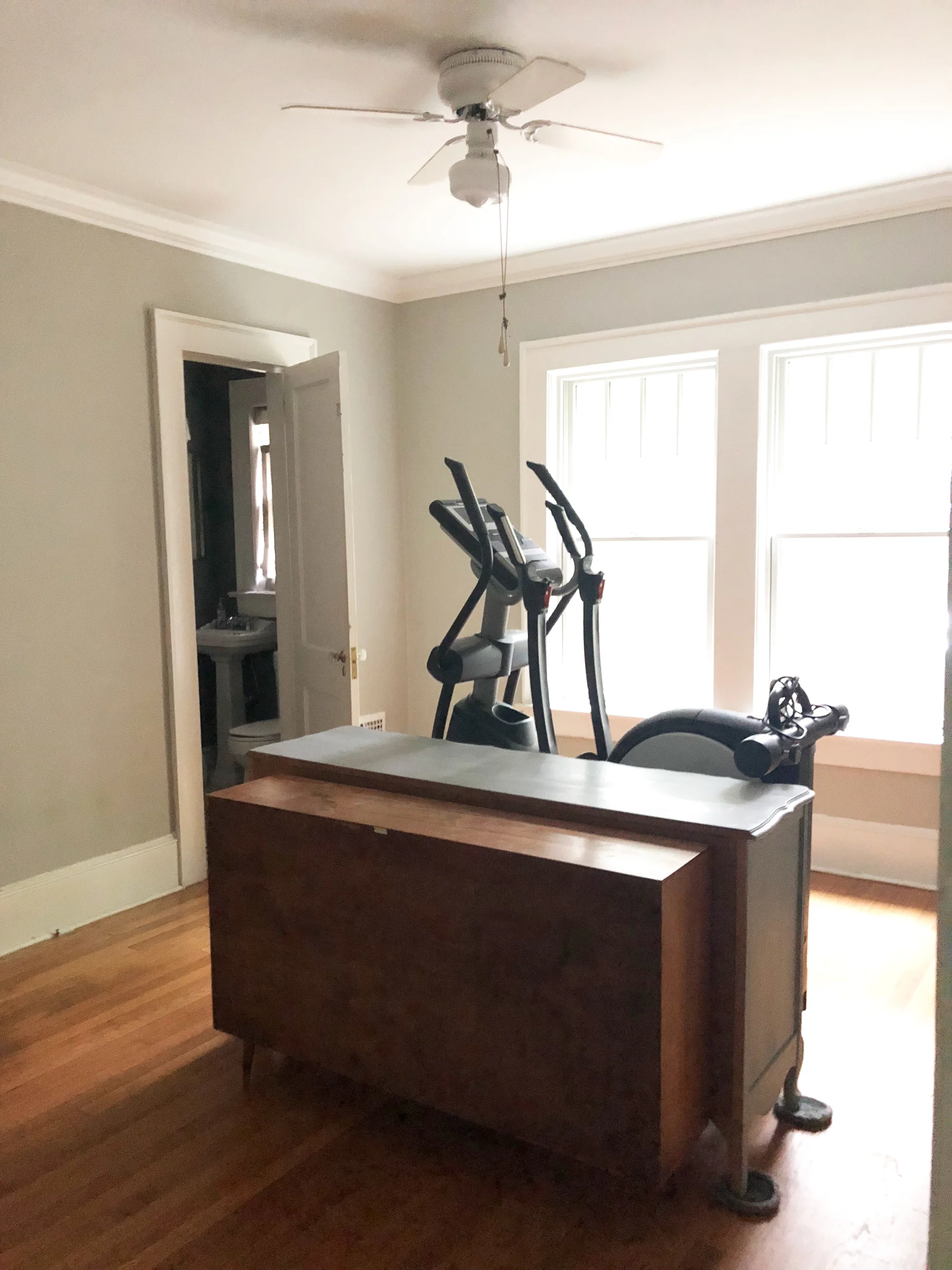 jo-torrijos-a-simpler-design-home-staging-tips-whole-house-paint-first-floor-before-14.jpg