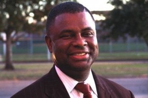 ministerrobert-300x199.jpg