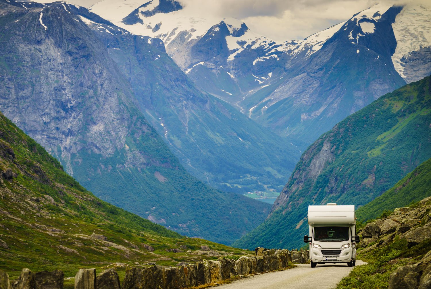  Norway´s most scenic   ROAD TRIPS    LEARN MORE  
