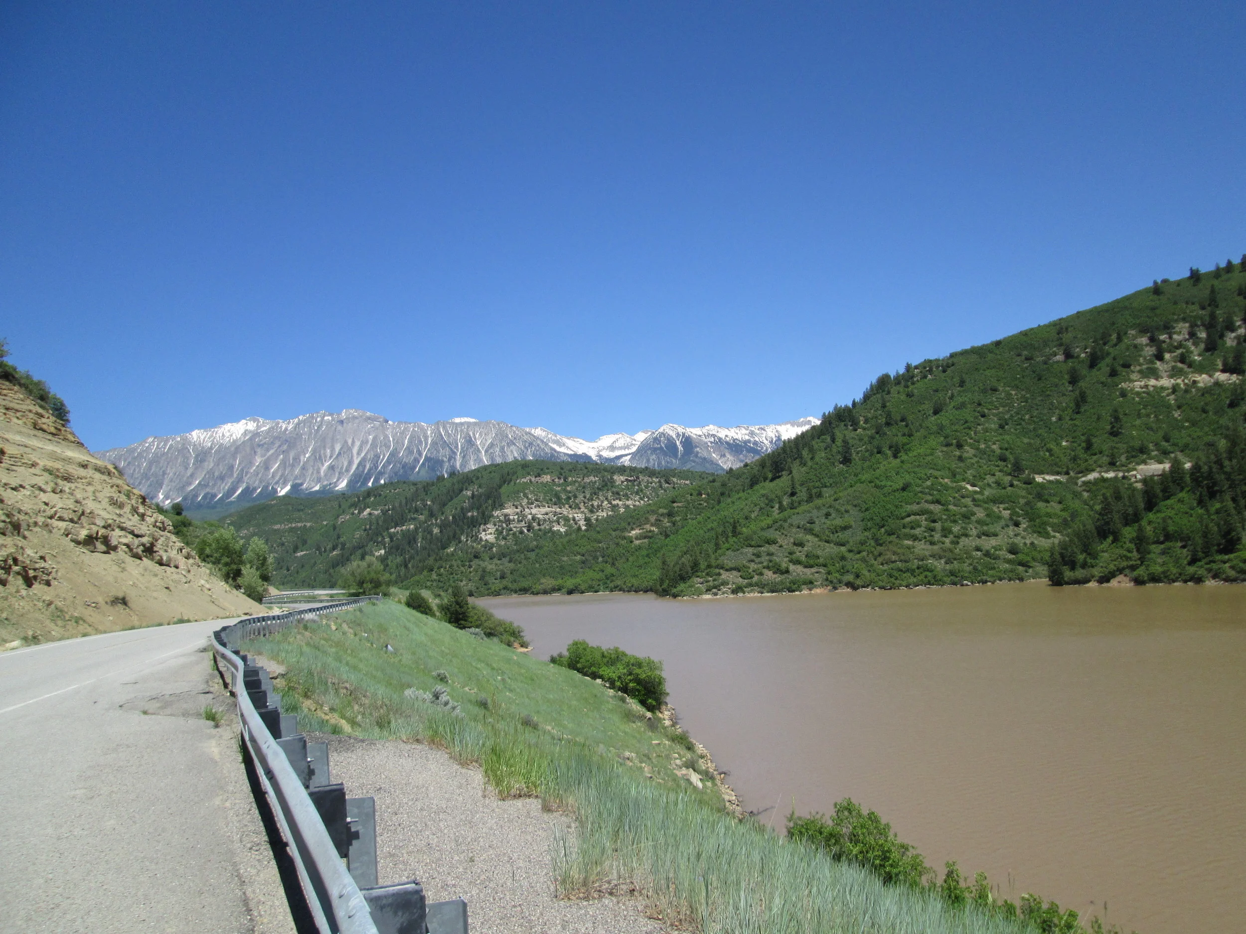 As usual, Paonia Reservoir had very rapidly filled, having been a mere puddle on April 26. Some lingering snowpack remained on the west aspects of the Ragged Mountains, in the distance.