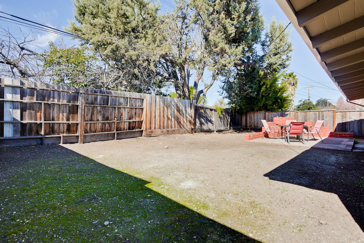 Backyard 5_mls.jpg