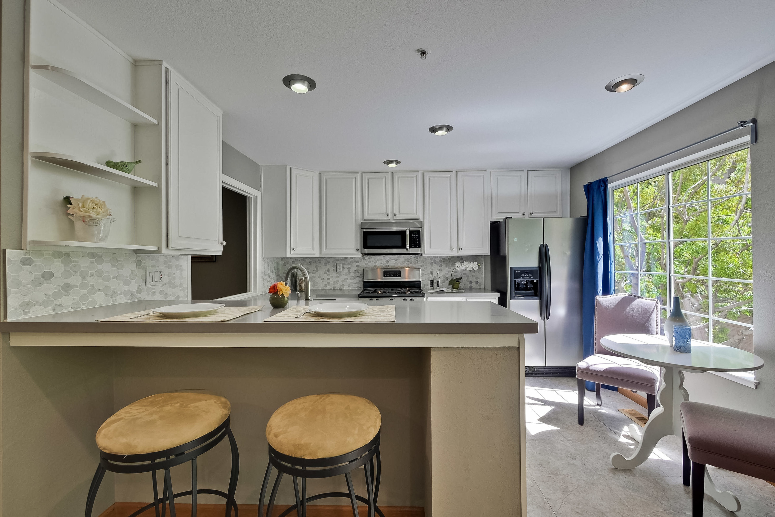 Kitchen 1.jpg