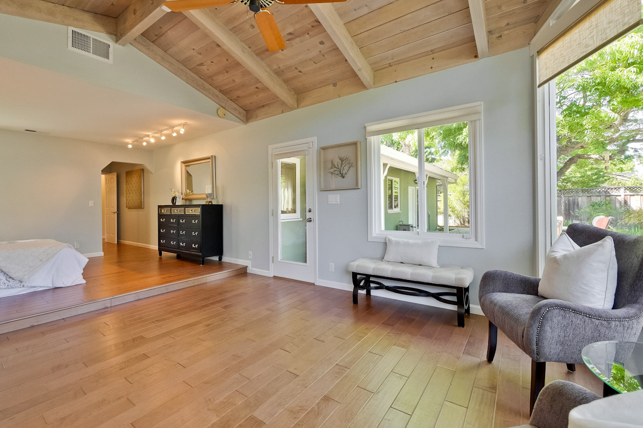 Master Bedroom 6_mls.jpg