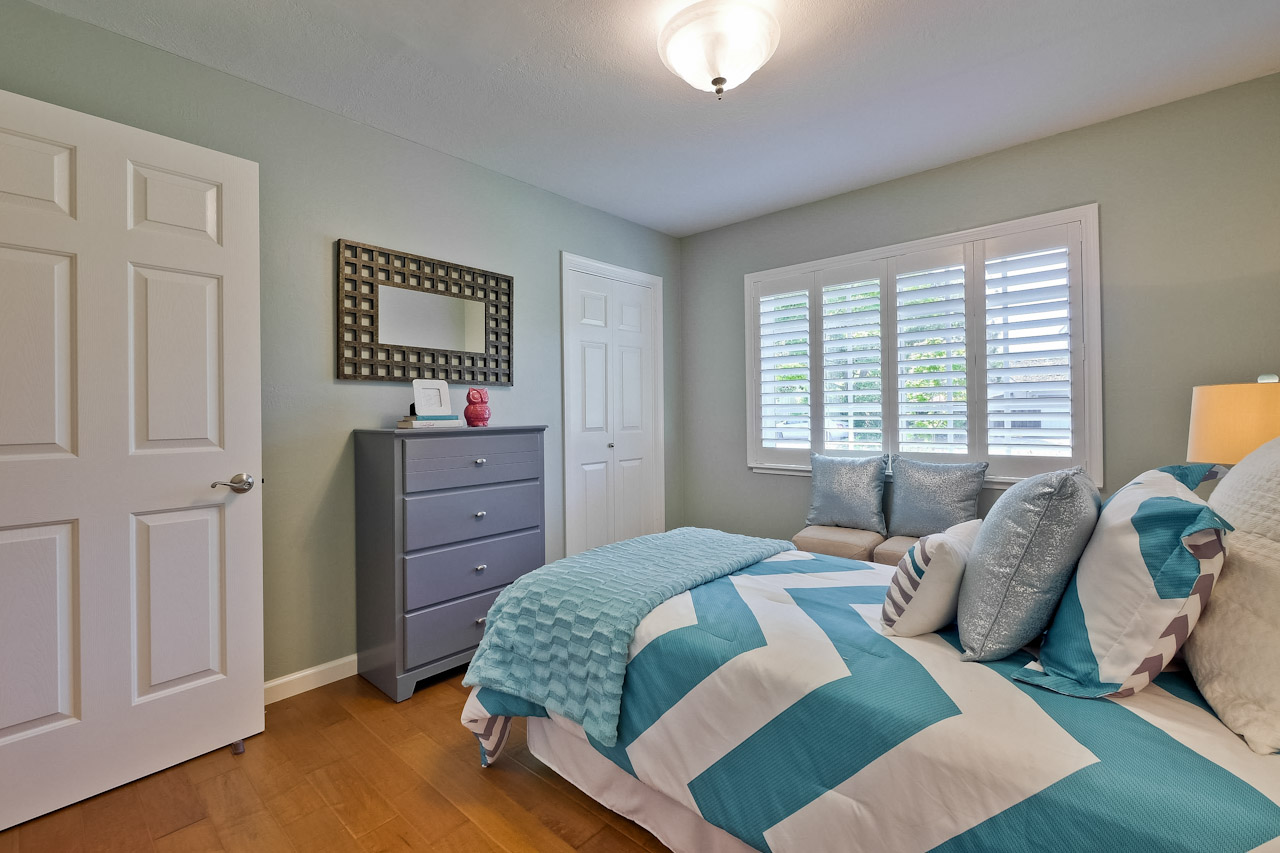 Bedroom 8_mls.jpg