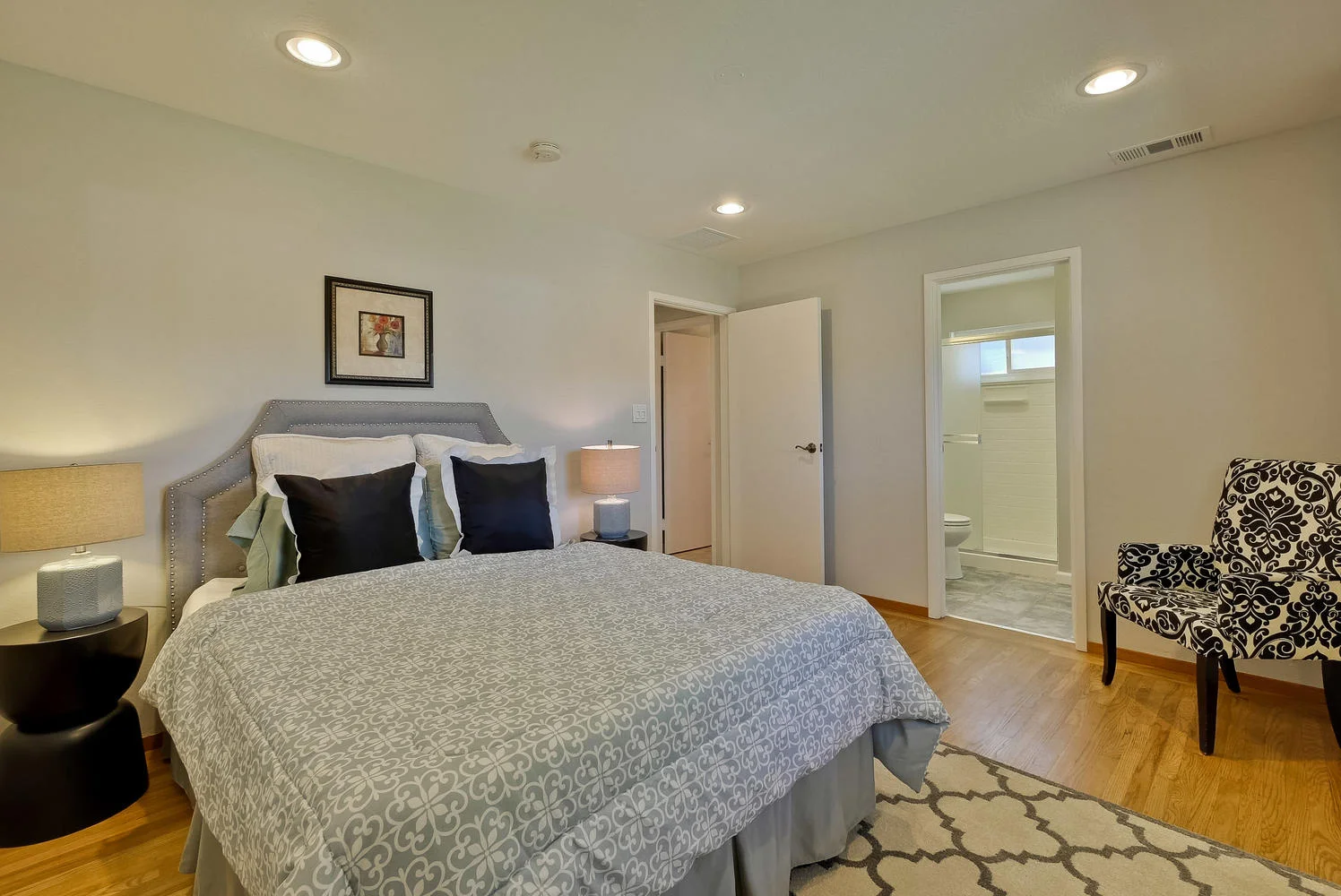 1435 Miramonte Avenue Mountain-large-025-20-Master Bedroom-1496x1000-72dpi.jpg