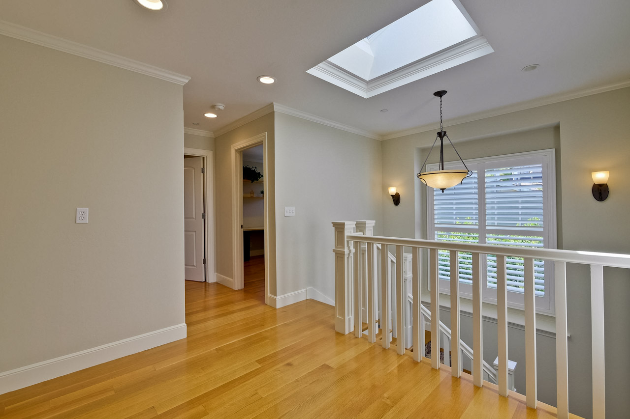 Stairway 2_mls.jpg
