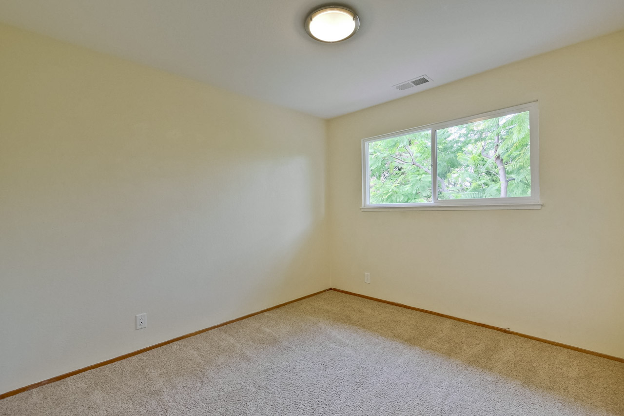 Bedroom 5_mls.jpg