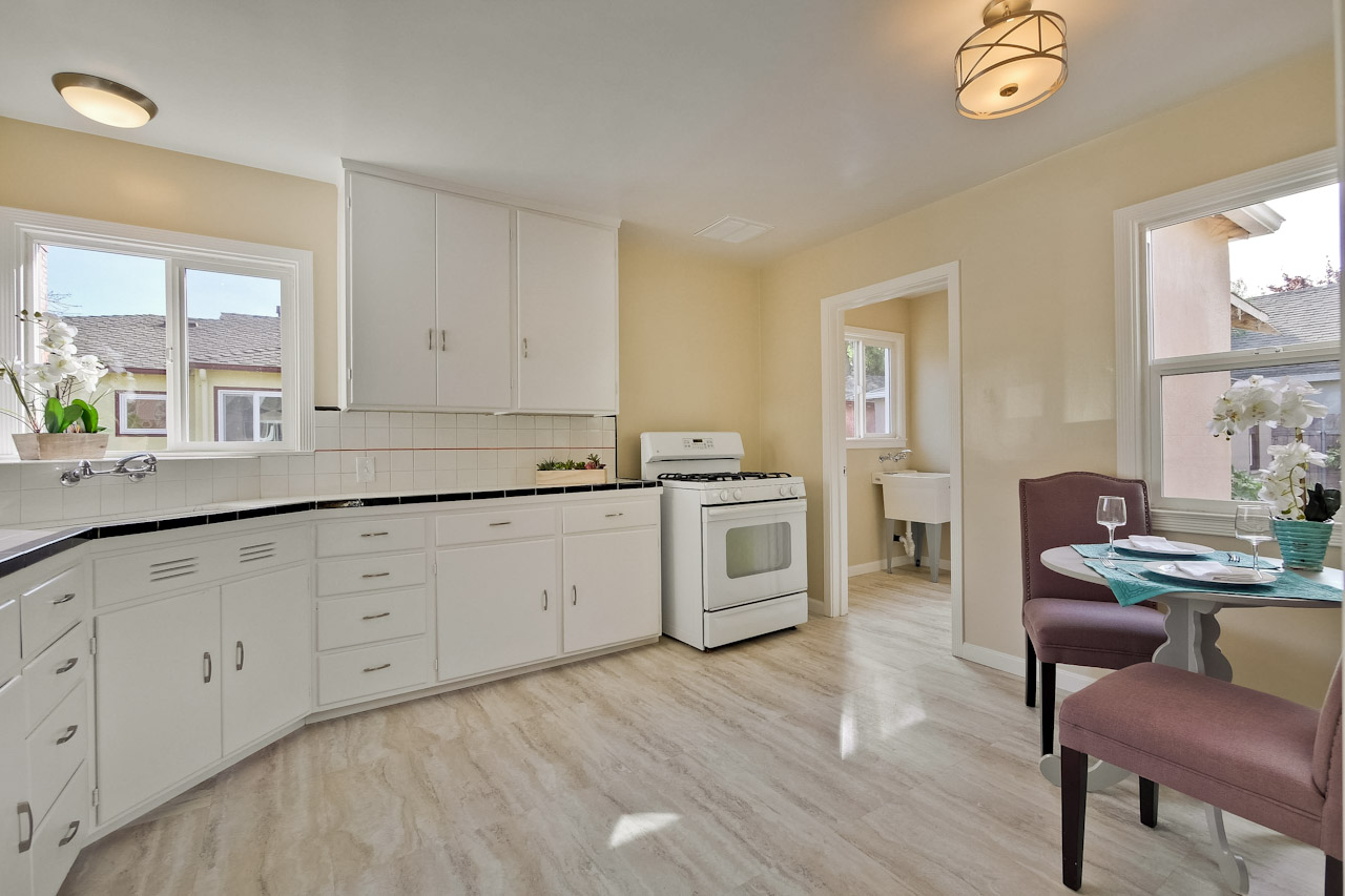 Kitchen 6_mls.jpg