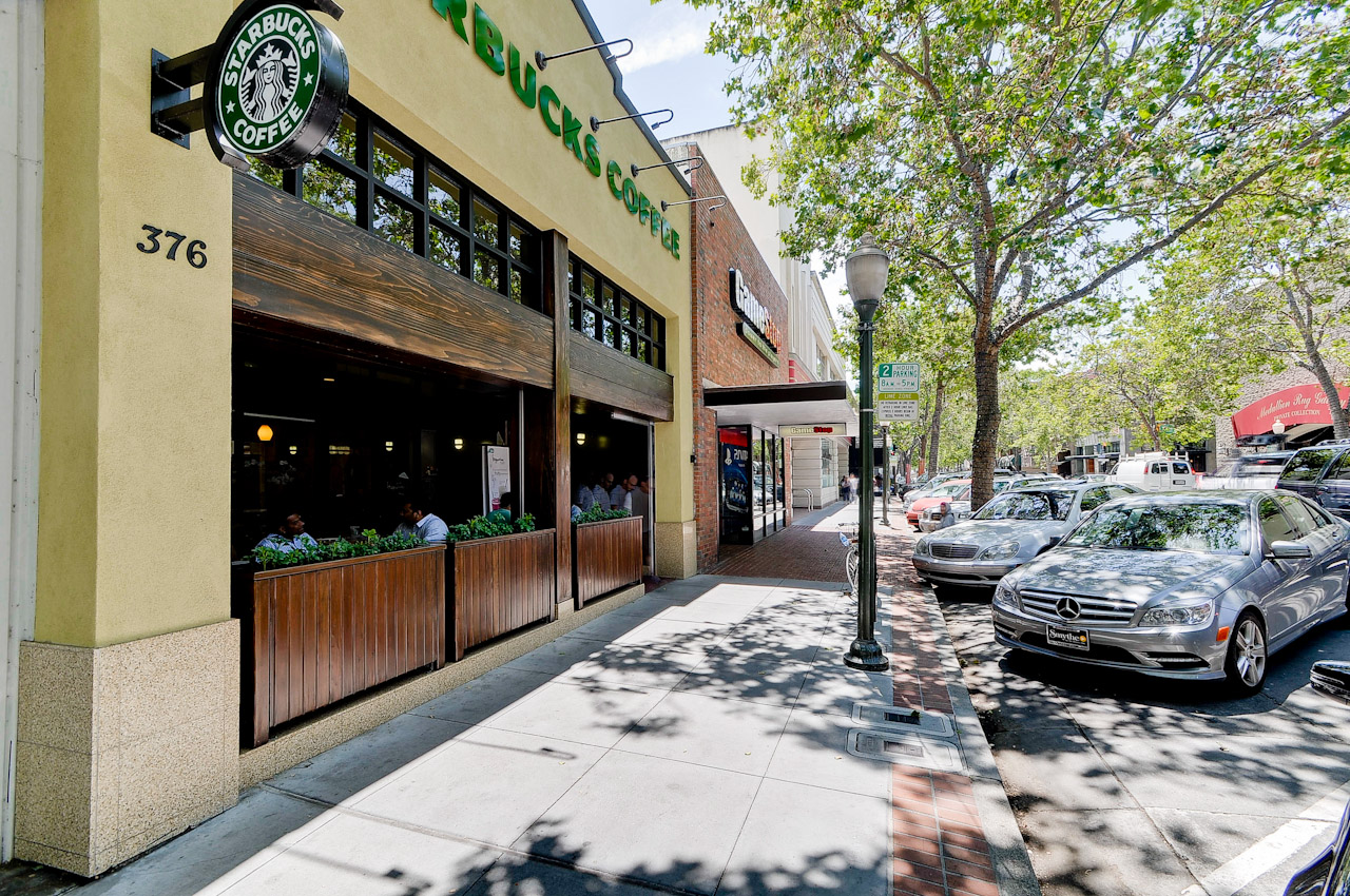 Starbucks 1_mls.jpg