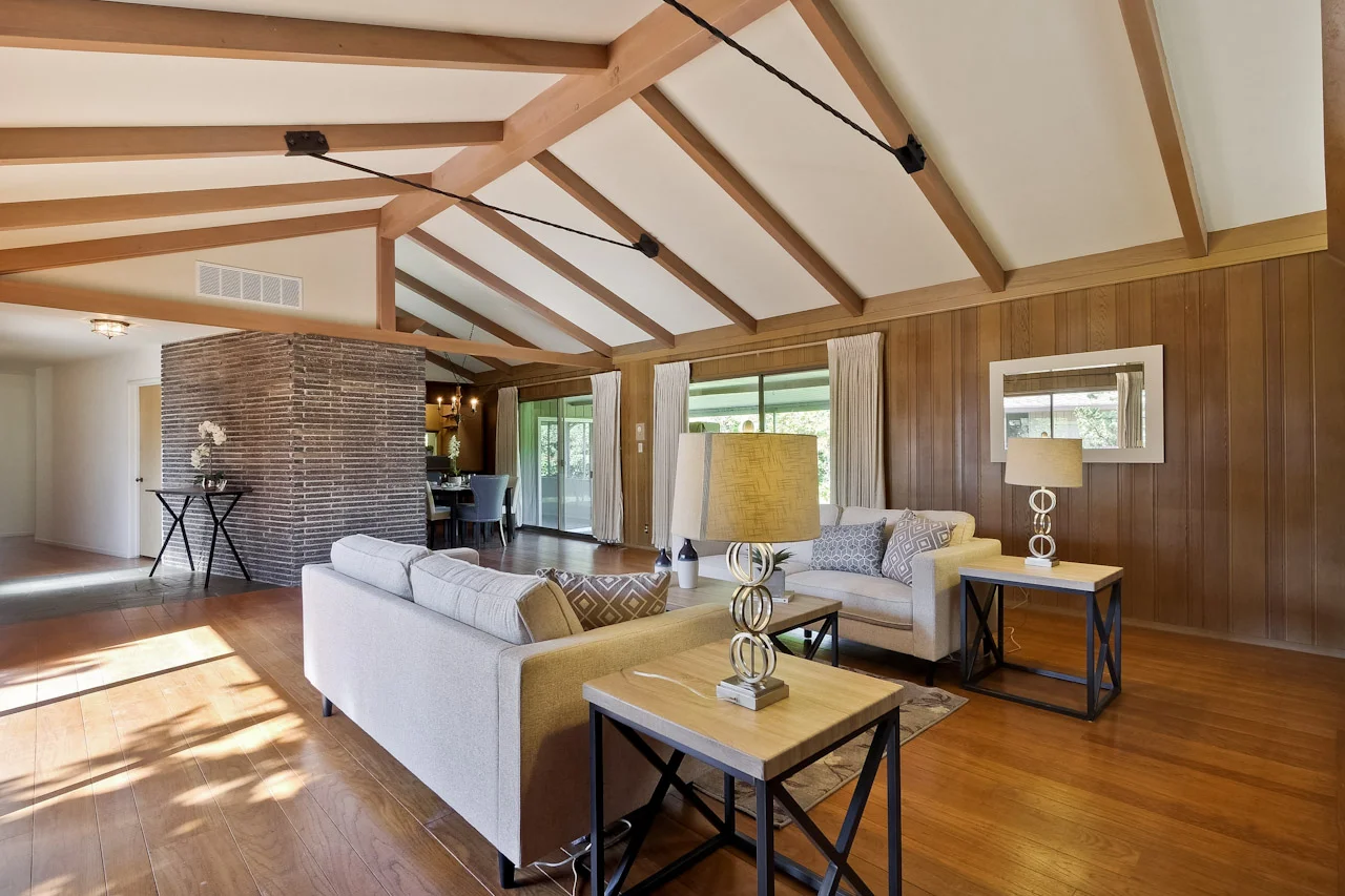 Living Room 2_mls.jpg