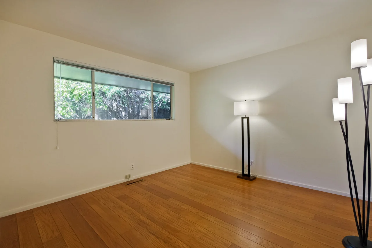 Bedroom 1_mls.jpg
