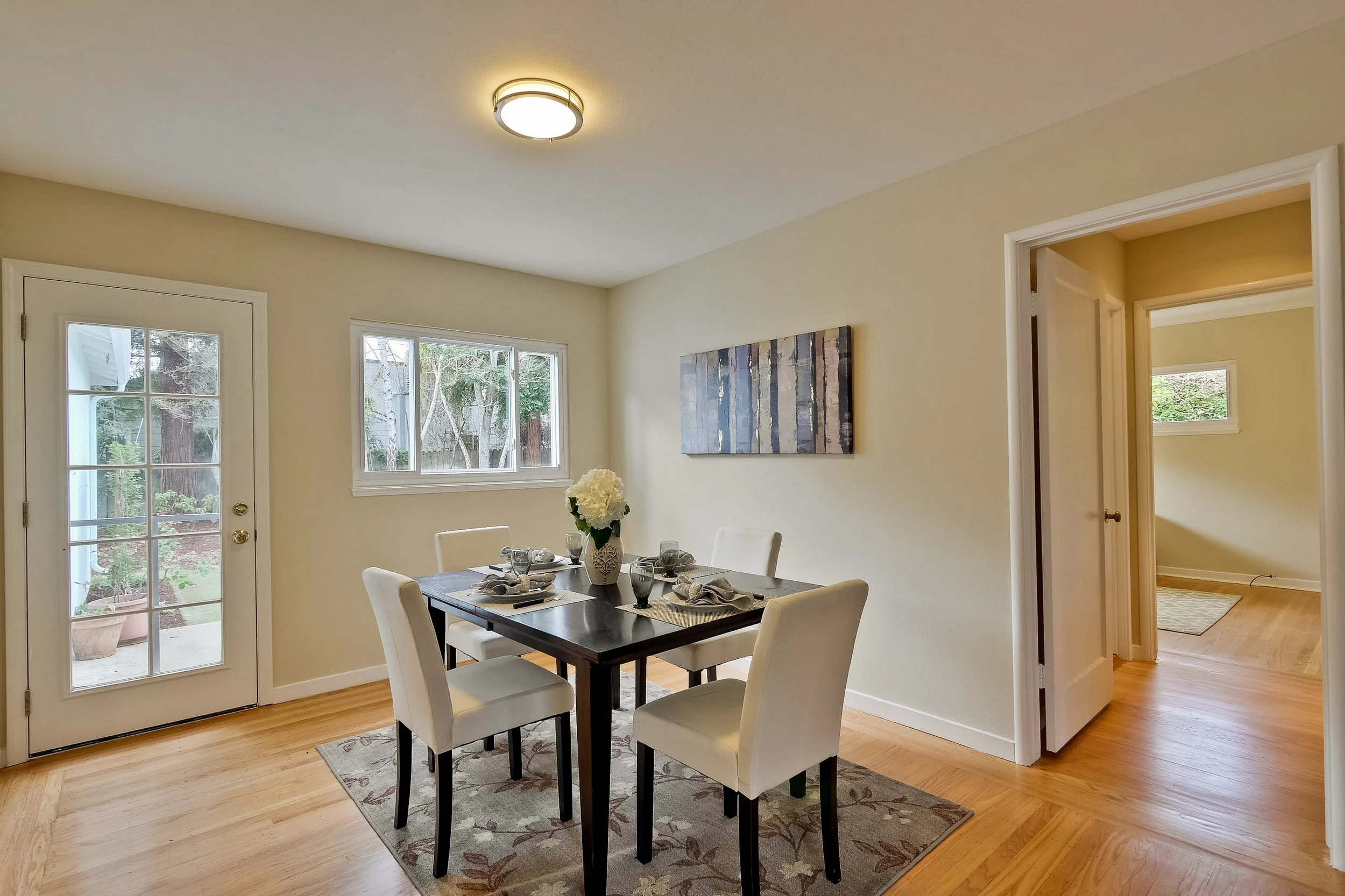 Dining Room 1.jpg