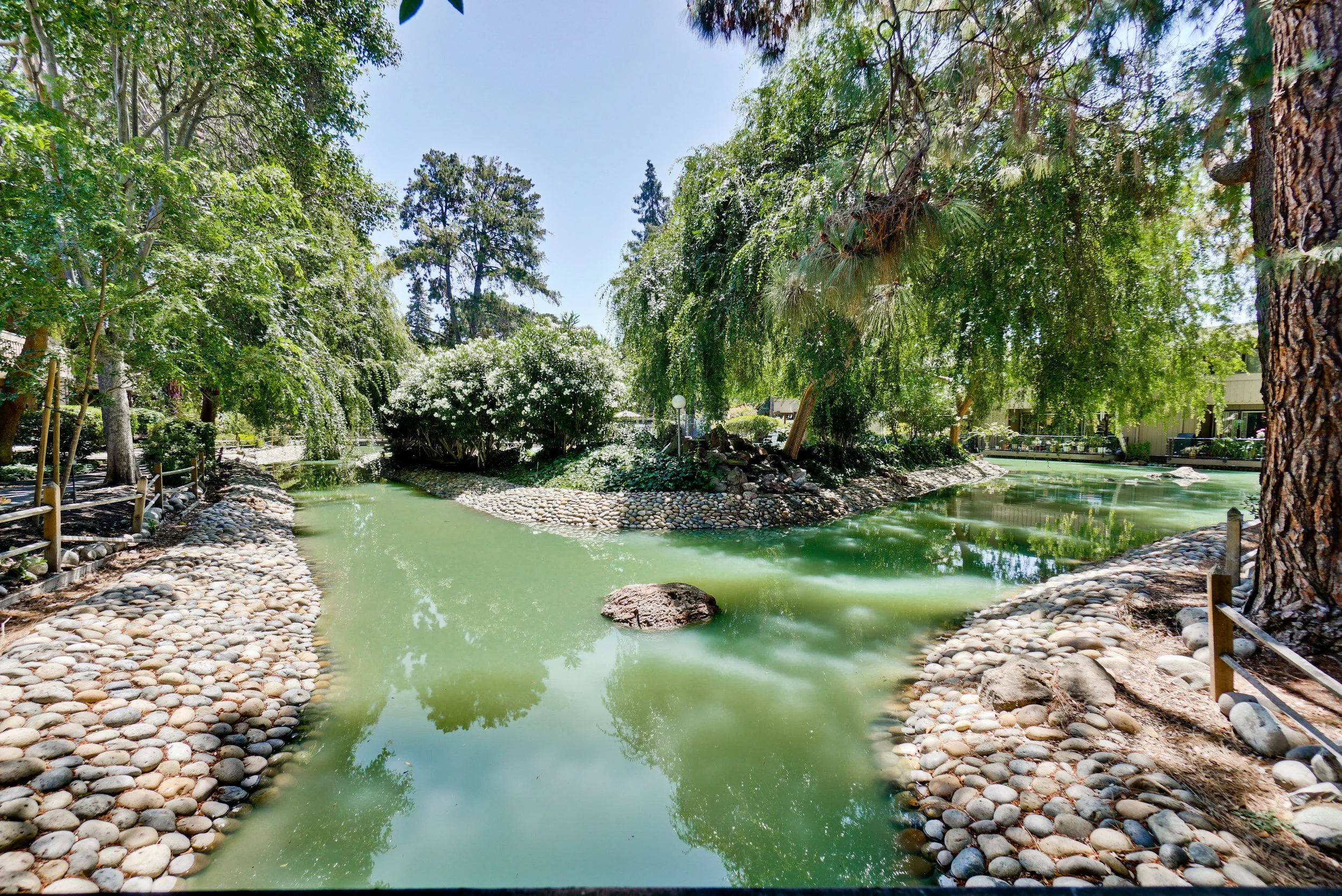 Vista Del Lago Community 6.jpg