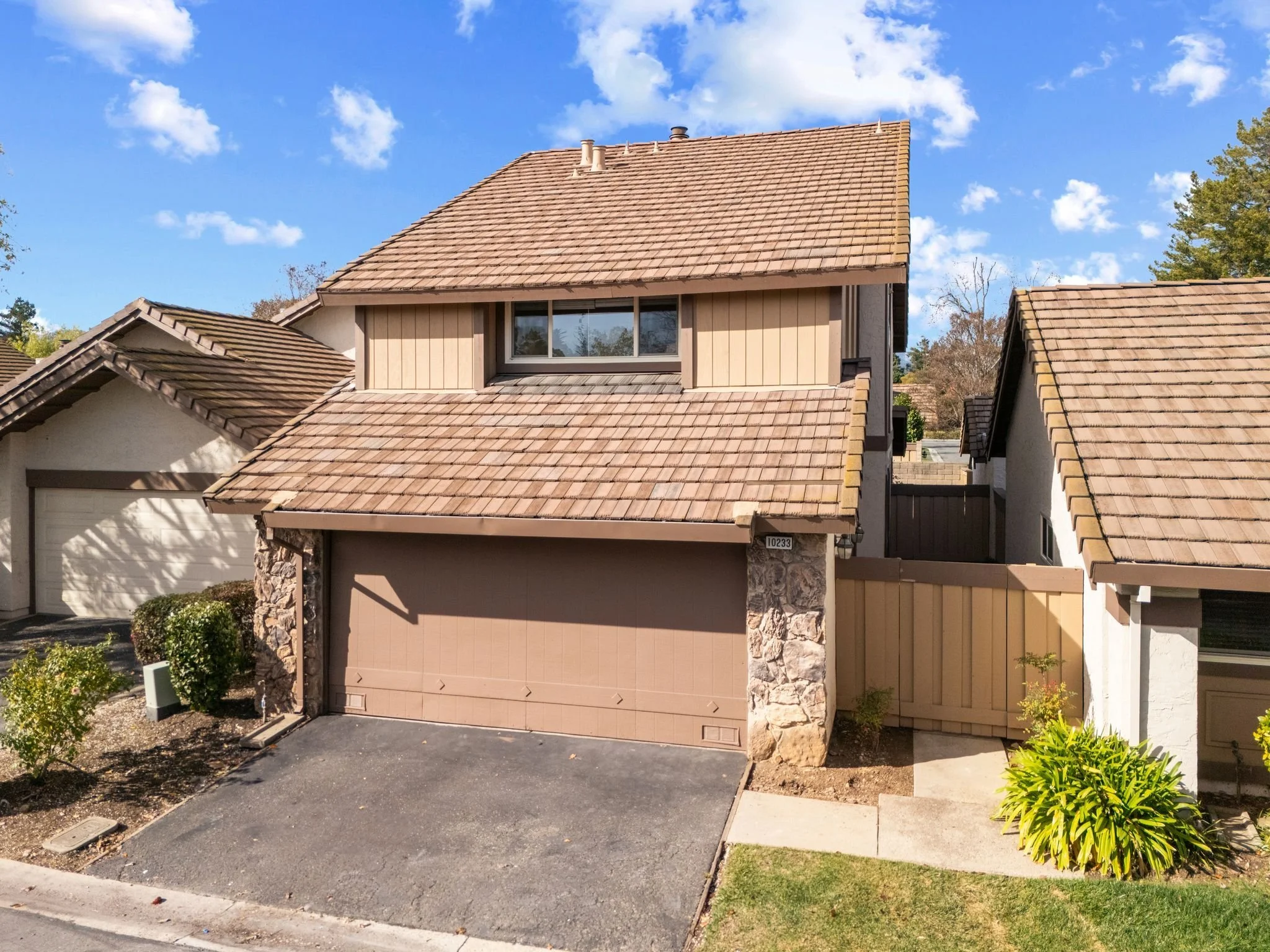 10233 Parish Pl, Cupertino