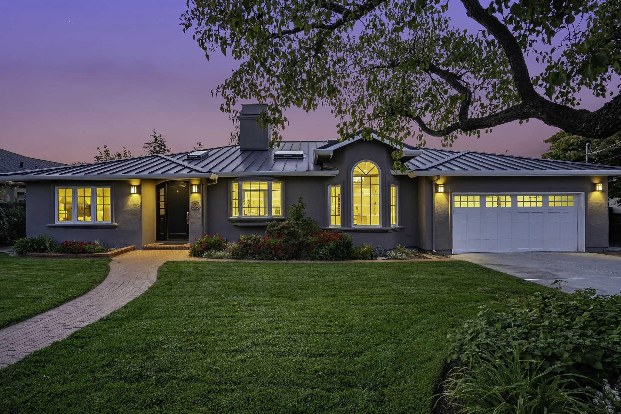 520 Los Ninos Way, Los Altos