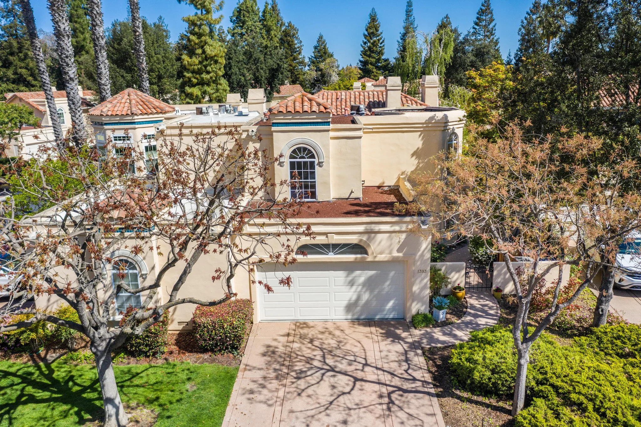 1393 Cuernavaca Circulo, Mountain View