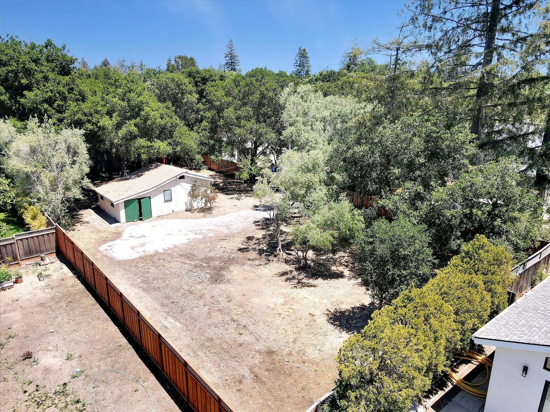 1866 Valparaiso Ave, Menlo Park