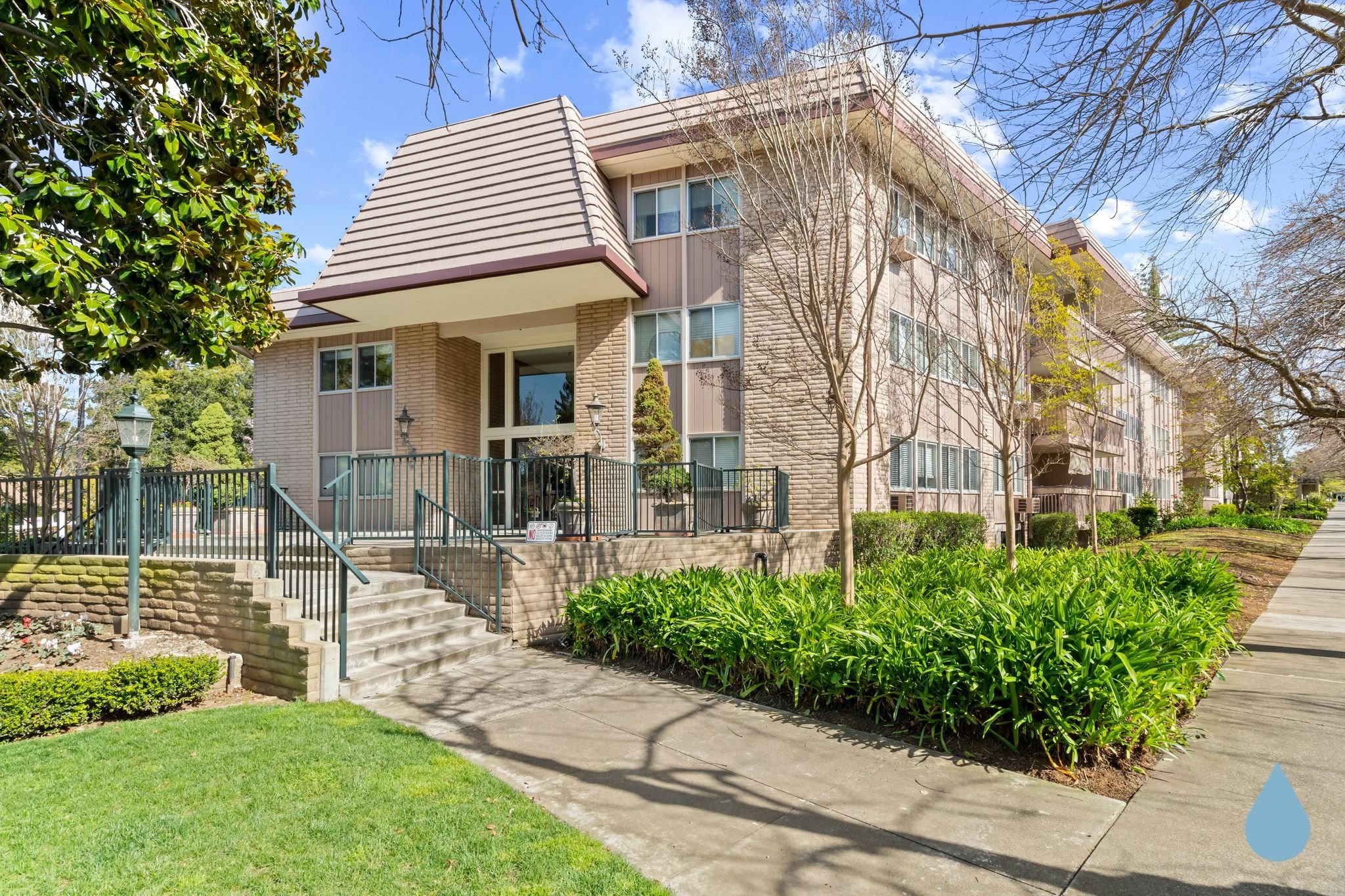 150 W Edith Ave #14, Los Altos