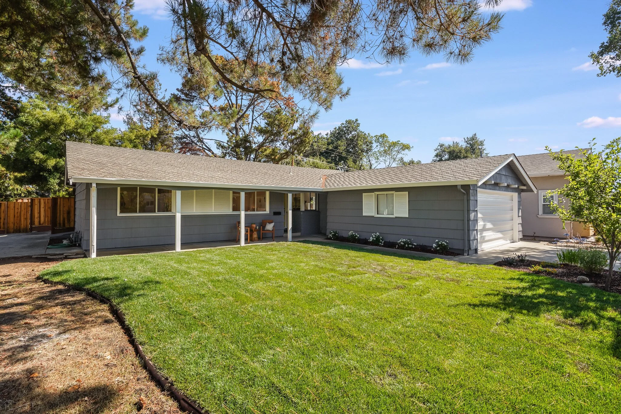 680 N San Antonio Rd, Los Altos
