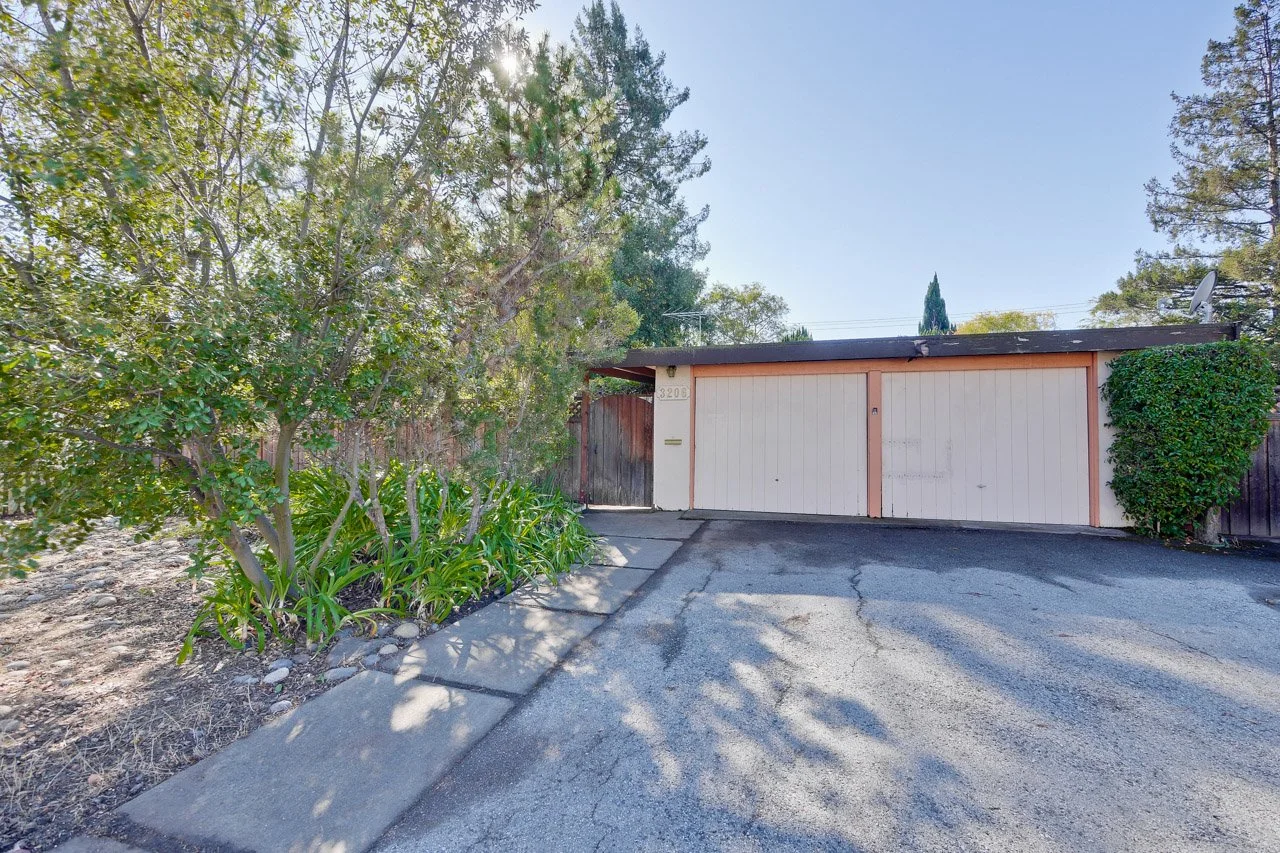 3206 Louis Road, Palo Alto